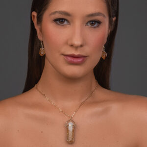 Double-terminated Pendant with Citrine