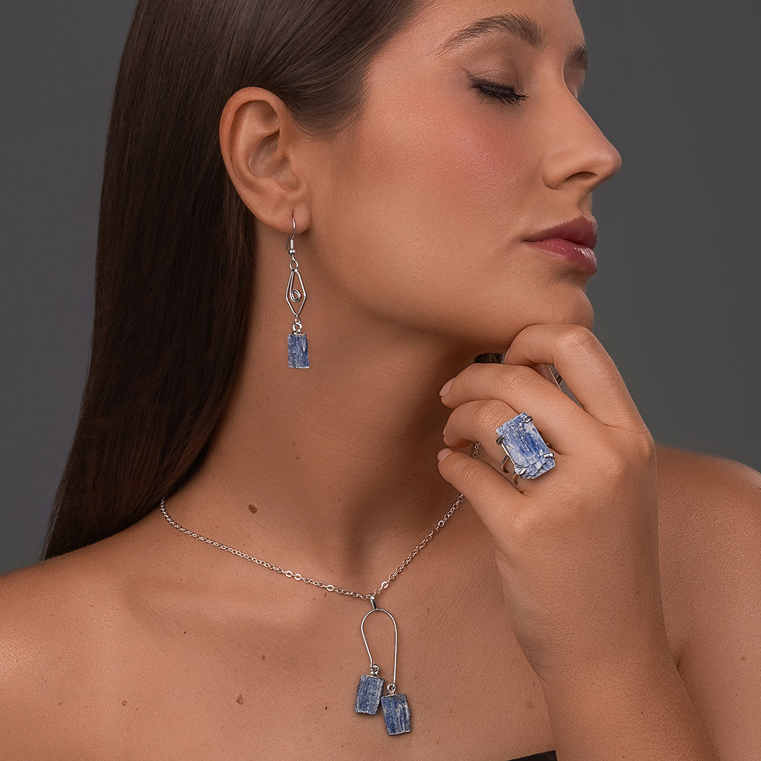Blue Kyanite Ring - Image 2
